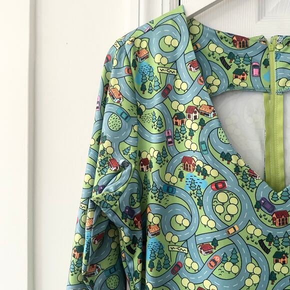 Dolly and Dotty Unique Vintage Billie Green Car Race Track Midi Flared Dress 10 - Picture 6 of 9